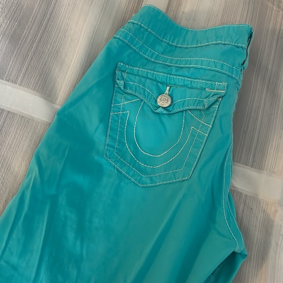 True Religion low rise 3/4 length - Picture 4 of 7